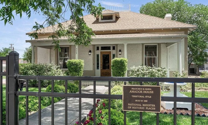 Las Cruces Casa | The Francisco and Maria Amador house is in the heart of downtown Las Cruces.