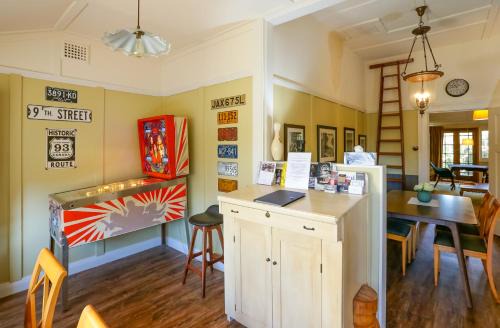 Bowral Casa | The Gables - Circa 1880 - Classic Bowral Property