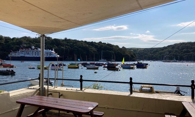 Fowey Hotel | The Galleon Inn