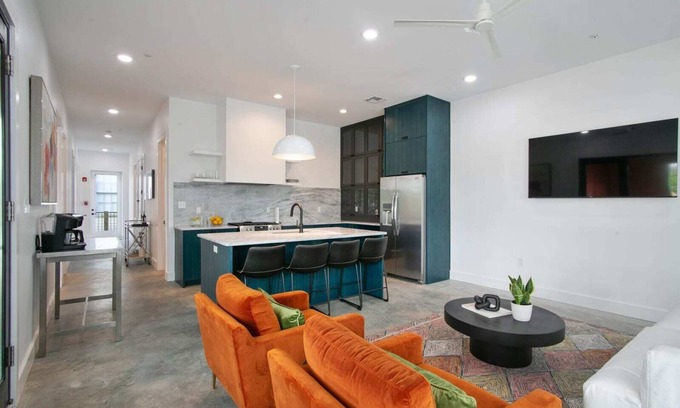 Touro Casa | The Garden District's Pied-à-Terre on Prytania | 4 Bedrooms