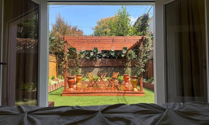 Clarkdale Casa | The Garden Escape – Charming Home with Parking & Garden
