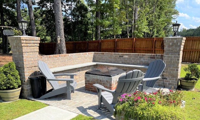Sumter Casa | The Garden Getaway near SHAW AFB