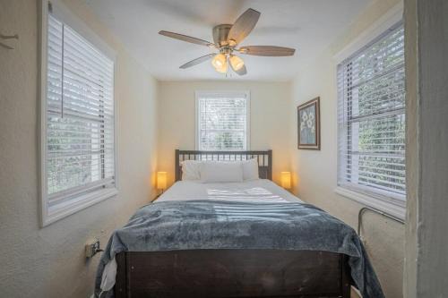 Athens Casa | The Garden House - 2.0 miles to Sanford Stadium