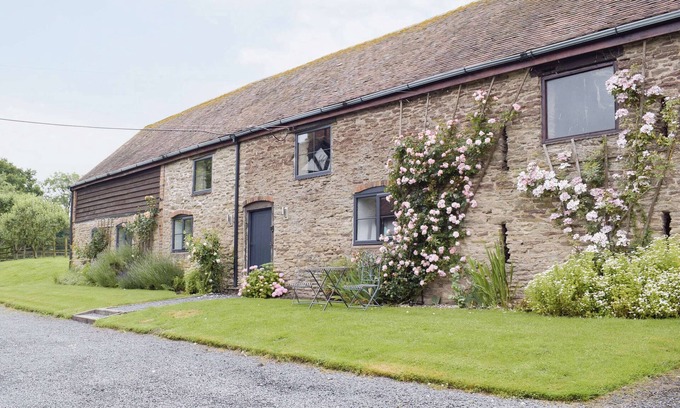 Bridgnorth Cabaña | The Garden Room at Eudon George