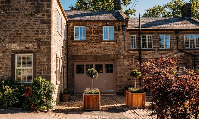 Clitheroe Cabaña | THE GARDENER, romantic in Waddington