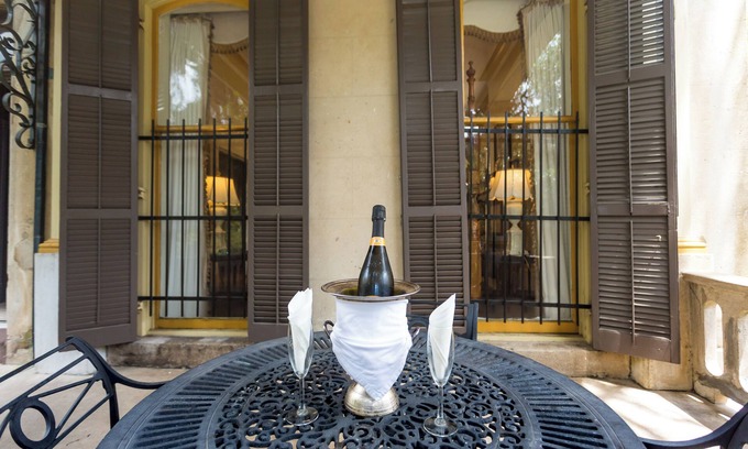Historic Downtown Savannah Cama Y Desayuno | The Gastonian, Historic Inns of Savannah Collection