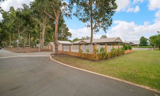 Brigadoon Casa | The Gatehouse at Glenbaile Estate - luxury living in the Swan Valley