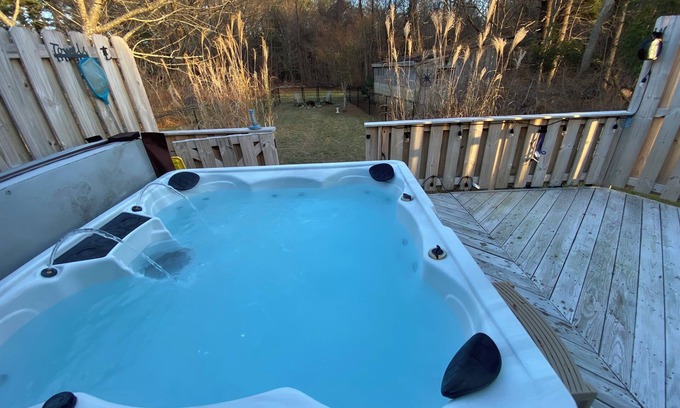 West Wareham Casa | The Gateway Getaway! Spacious kid friendly home with HOT TUB in fabulous Wareham