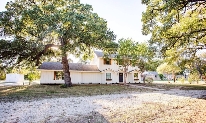 Lacy-Lakeview Casa | The Gathering Place