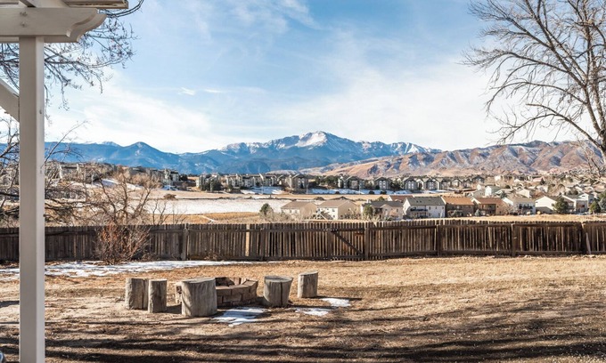 Rockrimmon Casa | The Gathering House- Increíble Rocky Mt. Vistas y senderos! Jardín de los dioses- USAFA