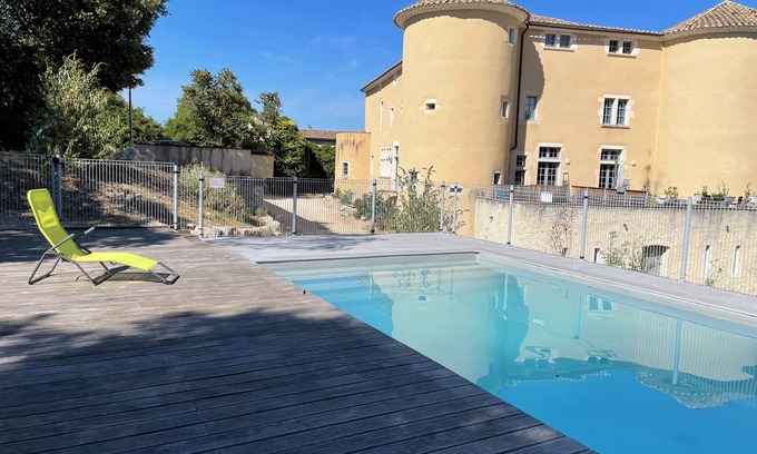 Lussan Apartamento | The « GID Nest » Apartment Cosy Dans un Château du sud de la France
