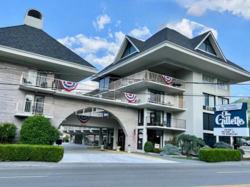Gatlinburg Hotel | The Gillette