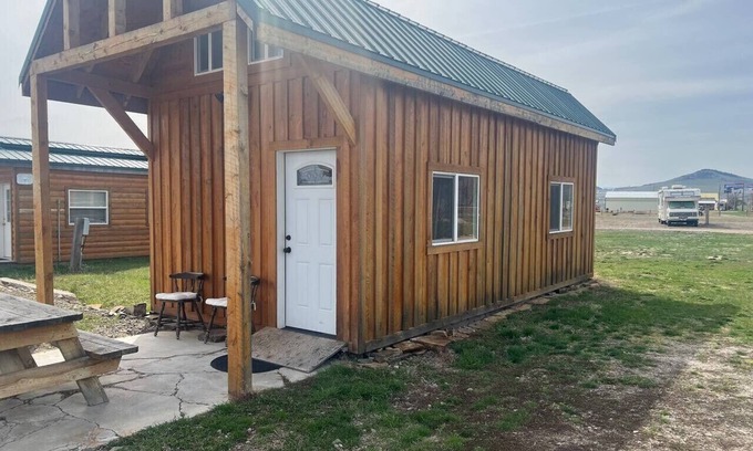 Hot Springs Cabina | The "Glacier" @ Hot Springs Campground & RV