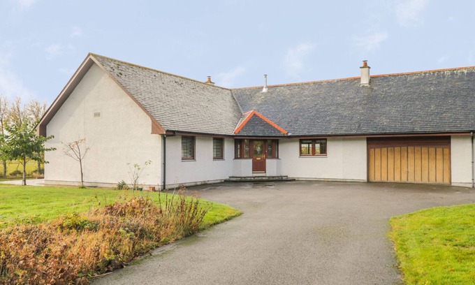 Invergordon Cabaña | THE GLEBE, admite mascotas, con chimenea en Invergordon, Ref 996054