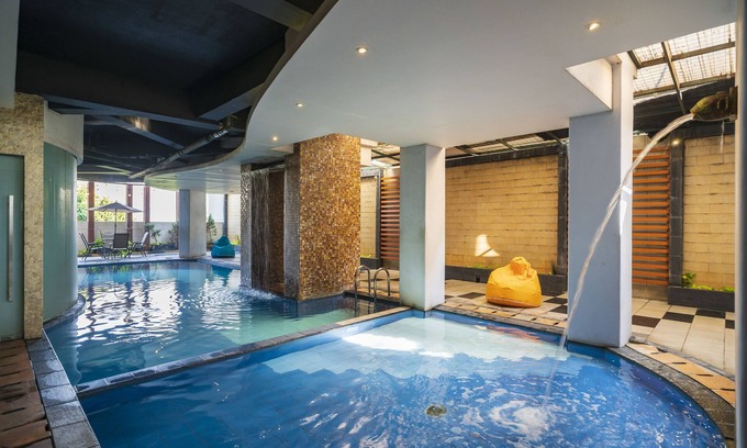 Jelambar Hotel | The Gloria Suites Jakarta