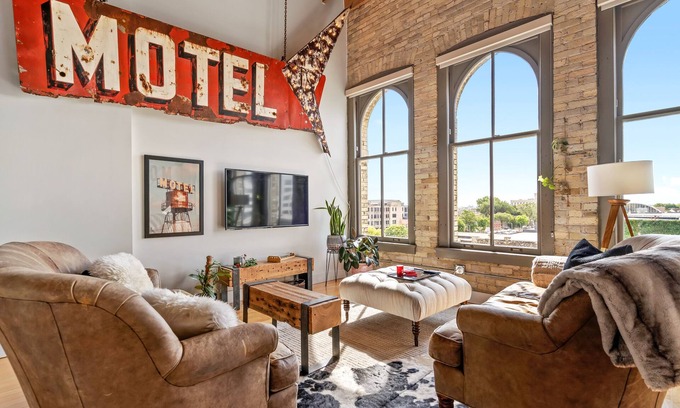 Fifth Ward Apartamento | "The Goatel" apt w/ free parking & workout rm