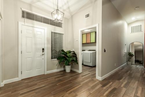 South Mountain Casa | The Golden Cactus Phoenix