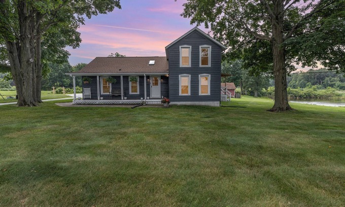 Wheeler Otro | The Good Farm: 1853 Farmhouse on 44 acres