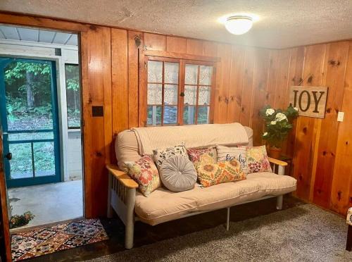 Carp Lake Casa | The Good Life Cabin - Close to Mackinac Island