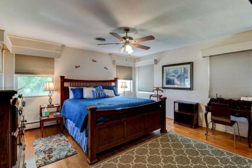 Kingston Casa | The Good Ole' Days