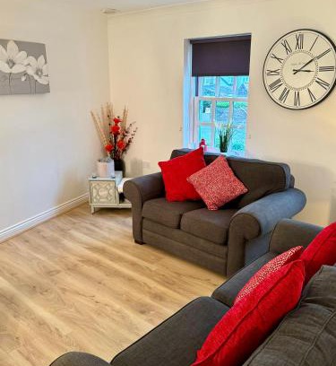 Cheddar Apartamento | The Gorge Getaway - Deluxe 3-Bedroom Apartment