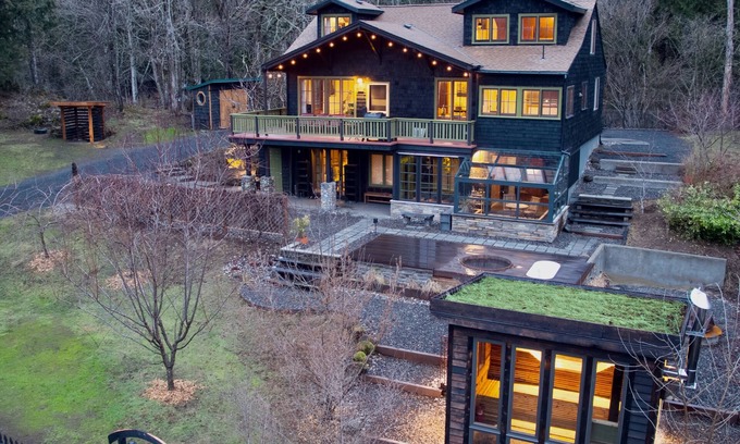 Washougal Complejo | The Gorge Onsen Spa