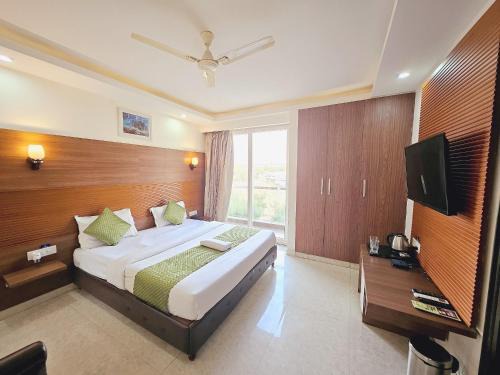 Gurugram Hotel | The Grace