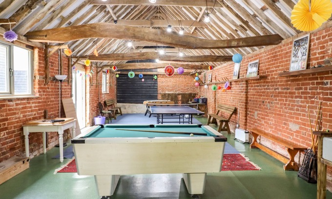 Colchester Cabaña | The Granary