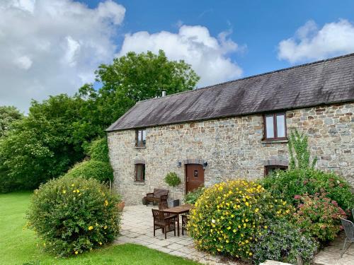 Cardigan Casa | The Granary