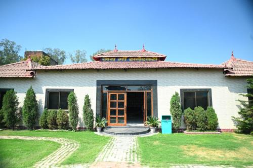Varanasi Hotel | The Grand Event Villa