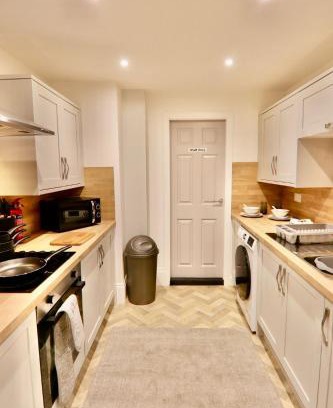 Wakefield Casa | The Grand Guest House - Bond street