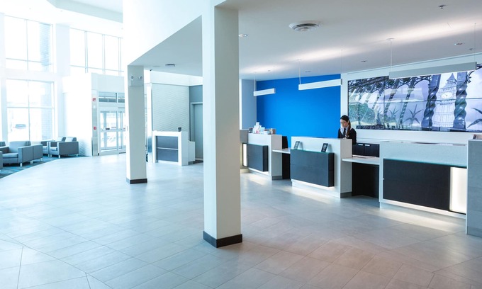 Winnipeg Hotel | The Grand Winnipeg Airport Hotel by Lakeview
