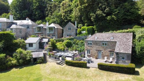 Kingsbridge Casa | The Grange
