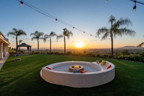 Temecula Casa | The Grape Escape Panoramic Views In Wine Country