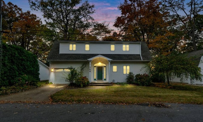 North East Casa | "The Grape Escape"-Stylish Retreat Wine Country PA