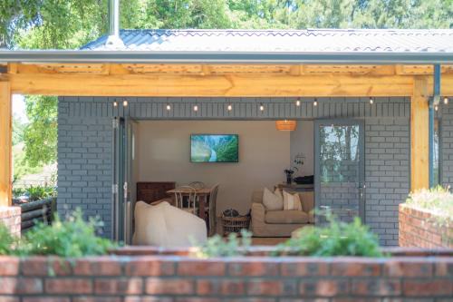 Port Elizabeth Casa | The Grass Roof Hideaway