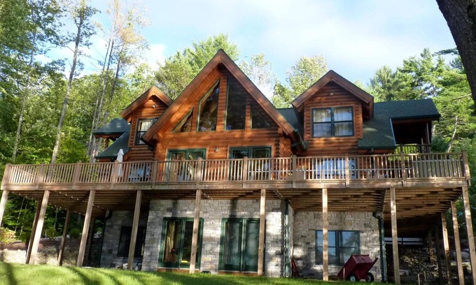 Corinth Casa | The Great Sacandaga Lake House