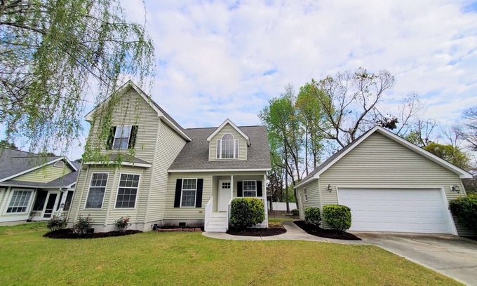 Socastee Casa | The Green Gable - Colonial Charm close to it all