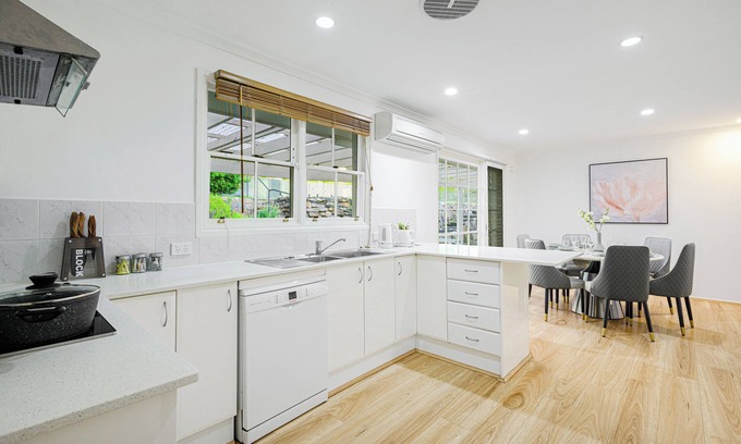 St Ives Casa | The Green Nest 4BR house with Pool