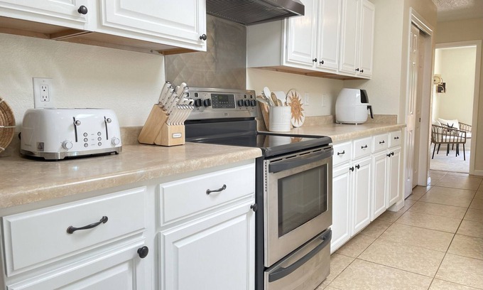 Paradise Hills Civic Casa | The Greenehouse on the Golf Course-westside