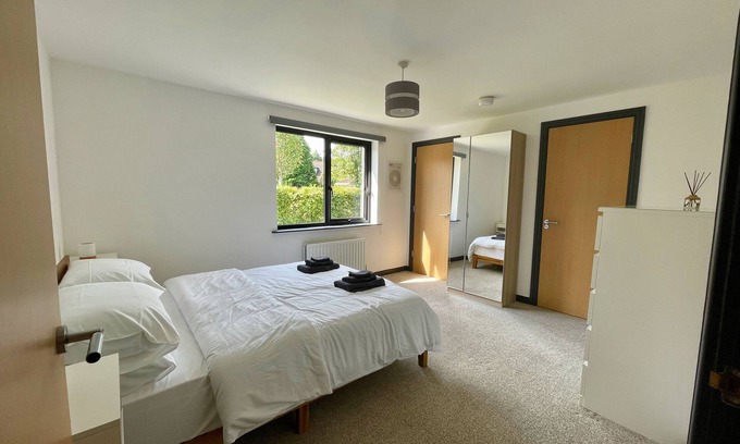 Dundonald Apartamento | The Greenway Getaway - Fantastic Location - 2 Bed, 2 Bath Garden Apartment