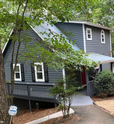 Dahlonega Casa | The Grindle Bridge Cabin