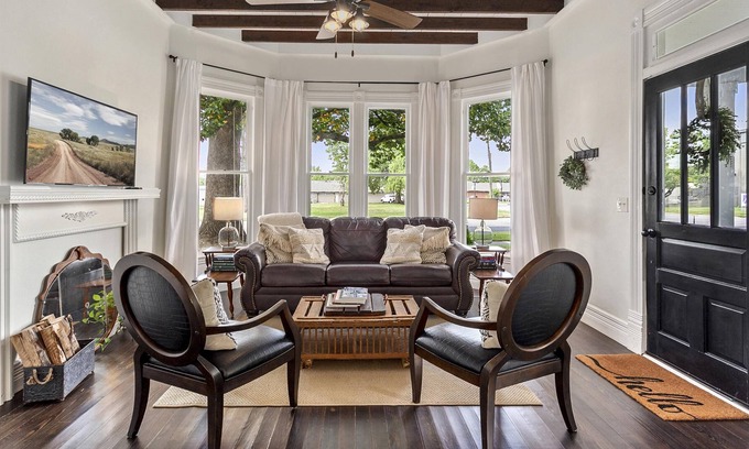 Springdale Cabaña | The Grove Cottage - Downtown Springdale
