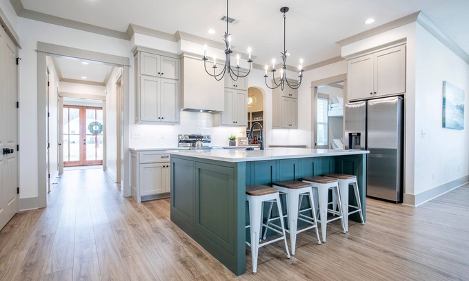 Taylor Casa | The Grove Getaway, 4BR Haven by Velvet Ditch Villas