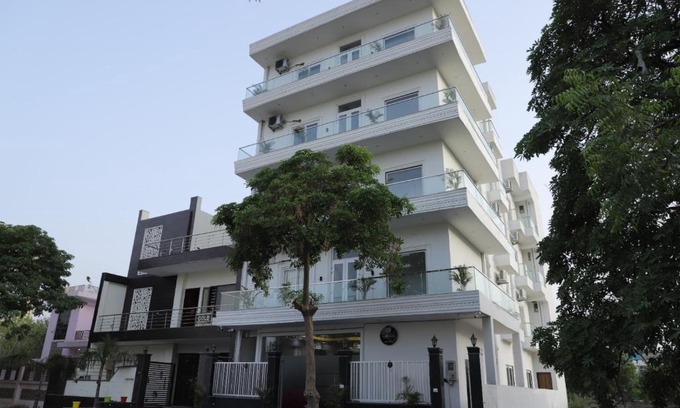 Greater Noida Hotel | The Grove Hotels by Opulent Inn