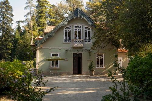 Guimaraes Casa | The Grove Houses