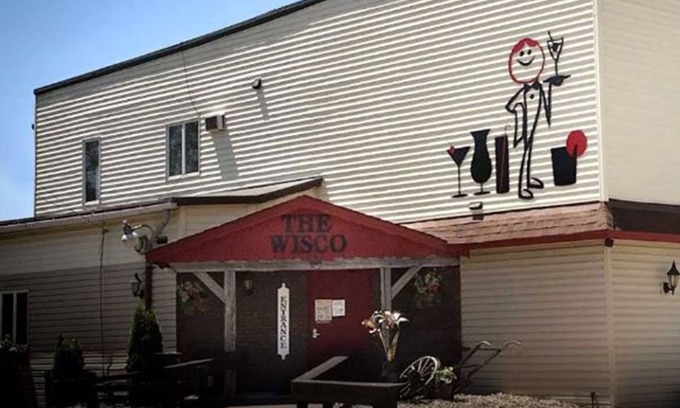 Mayville Cama Y Desayuno | The Guest House at The Wisco An Old Fashioned Supper Club
