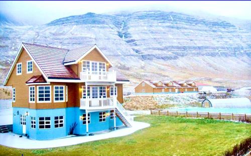 Westfjords Casa | The Guesthouse at Dynjandi Falls