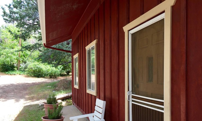 Lake Hughes Apartamento | The Guesthouse at Hidden Acres