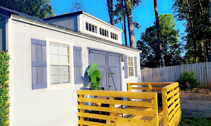 Barium Springs Cabaña | The Guesthouse Getaway just 7 minutes to Hwy 77